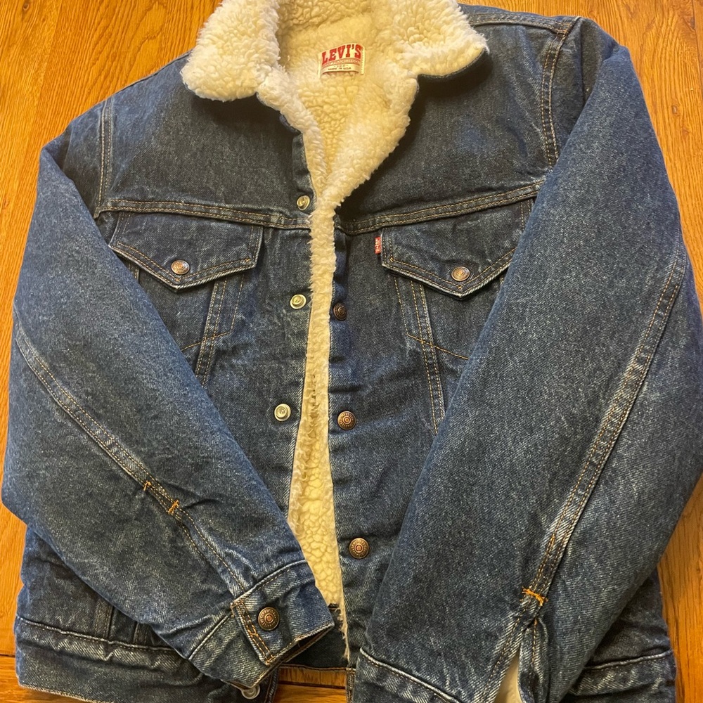 Vintage Levis Sherpa Denim Jacket